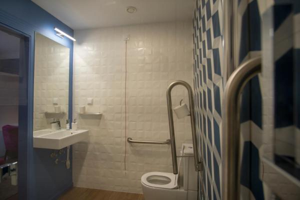 Foto 8: ZIGZAG HOSTEL