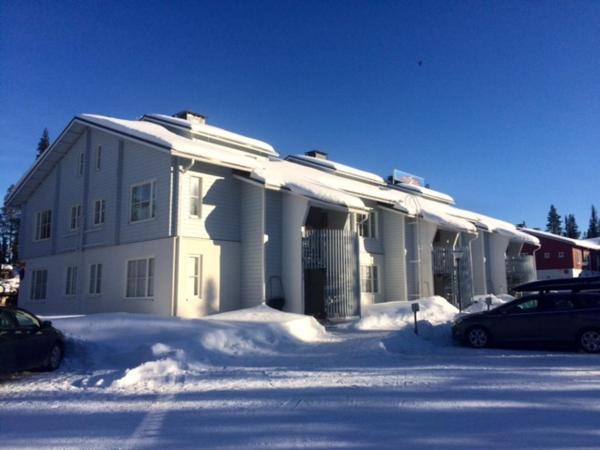 Aparthotel YlläStar, Äkäslompolo