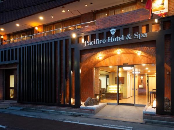 Na fotografii je vidět objekt PACIFICO Hotel and Spa nacházející se ve městě Iwaki.