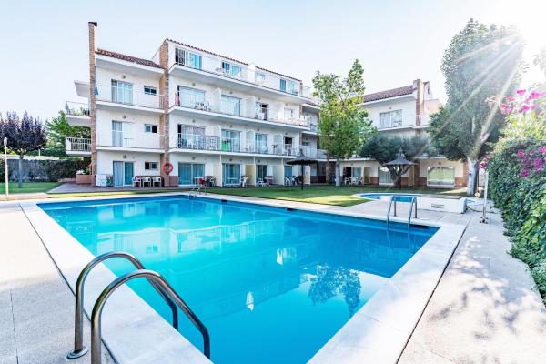 På billedet ses objektet Apartamentos Sunway San Jorge beliggende i byen Sitges.