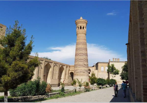 Minorai Xurd, Bukhara