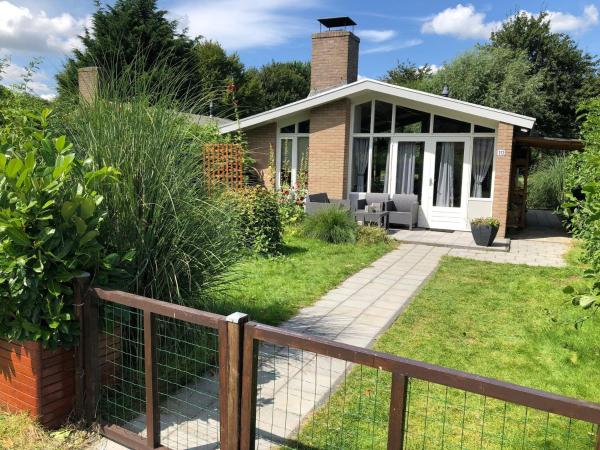 写真にはアンデイク市にあるHygge House 10が写っています。