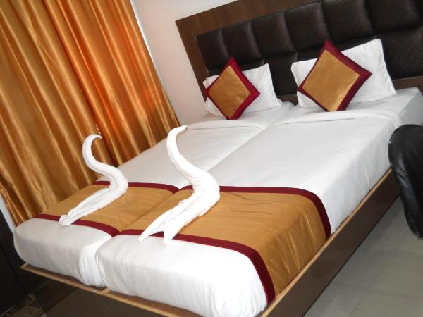 A la foto es mostra l'objecte Hotel Galaxy situat a la ciutat de Patna.