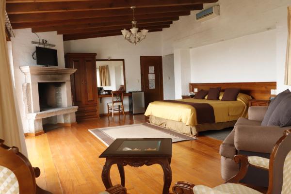 A la foto es mostra l'objecte Casa de la Loma situat a la ciutat de Morelia.