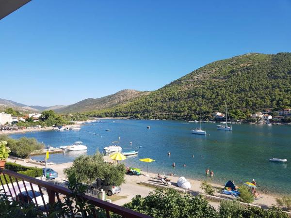 Grebaville Apartment - Brodarica