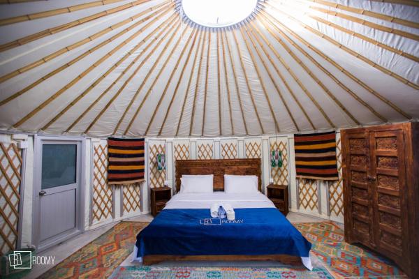 Auf dem Foto ist das Objekt Roomy Yurts, Minapin Nagar Hunza in der Stadt Tashot zu sehen.
