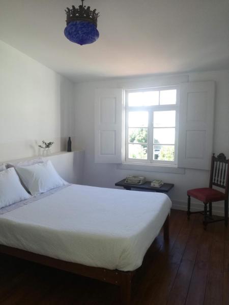 Στη φωτογραφία φαίνεται το αντικείμενο Casa de Guadalupe που βρίσκεται στην πόλη Μπράγκα.