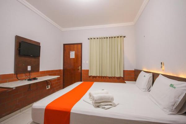 A la foto es mostra l'objecte Hotel Colonial situat a la ciutat de Boqueirão (2).