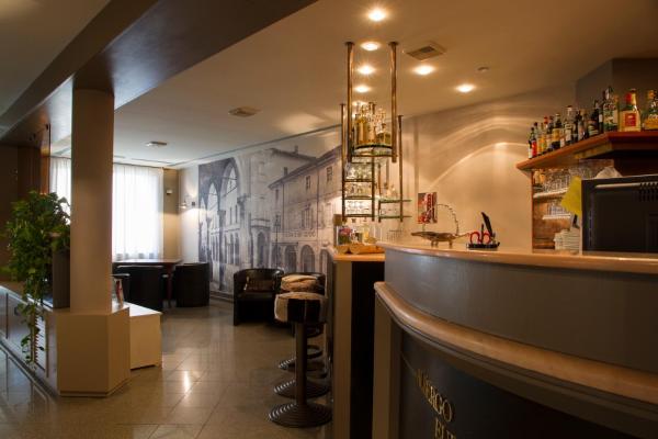 Nella foto è visibile l'oggetto Hotel Europa situato nella città di Viadana.