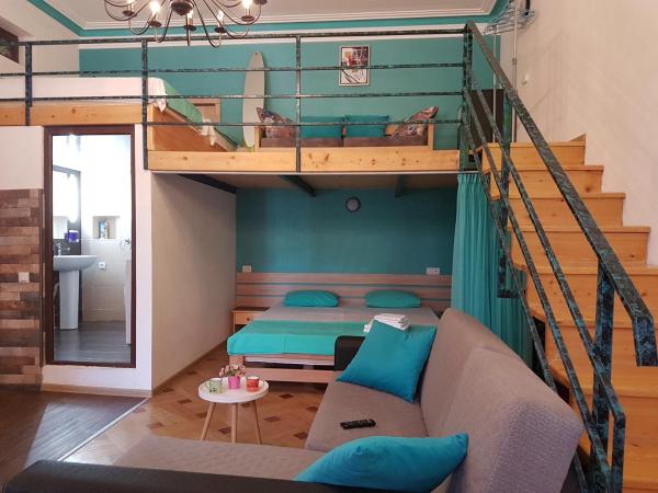 Comfortable Flat In Central Tbilisi - Tbilisi