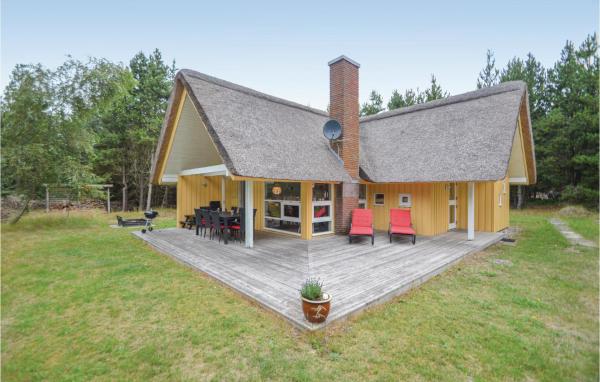 A la foto es mostra l'objecte Holiday Home Vestervej Rømø Ix situat a la ciutat de Toftum.