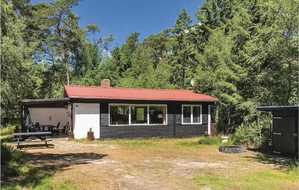 A la foto es mostra l'objecte Holiday Home Kolonivejen Nexø situat a la ciutat de Bedegård.