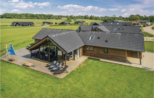 Na zdjęciu widoczny jest obiekt Four-Bedroom Holiday Home In Odder położony w mieście Odder.