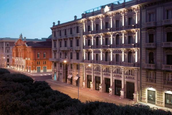 A la foto es mostra l'objecte JR Hotels Oriente Bari situat a la ciutat de Bari.