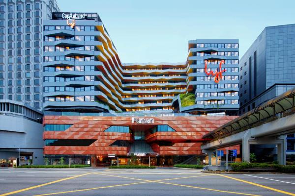 På bilden syns objektet lyf Funan Singapore som ligger i staden Singapore.