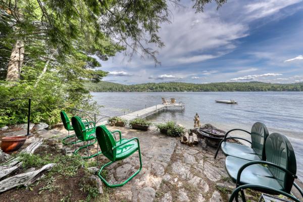 A la foto es mostra l'objecte Dreamy Paradise Point situat a la ciutat de Adirondack.