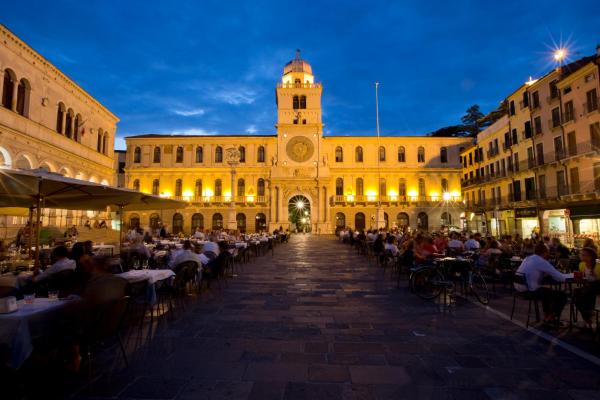 Na foto é possível ver o objeto Diamantino Town House localizado na cidade de Padova.