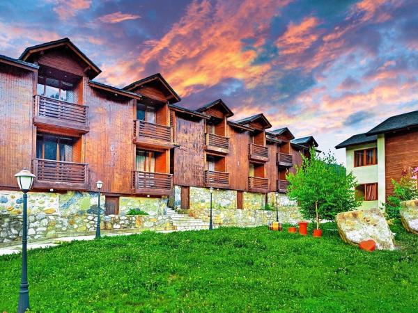 A la foto es mostra l'objecte Hotel Banguriani situat a la ciutat de Mestia.