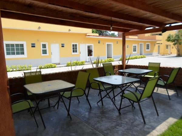 Hotel Montroi City - Colima