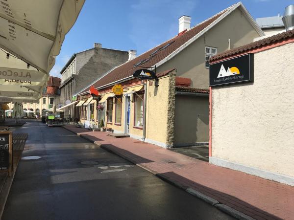 På bilden syns objektet Hommiku Guesthouse som ligger i staden Pärnu.