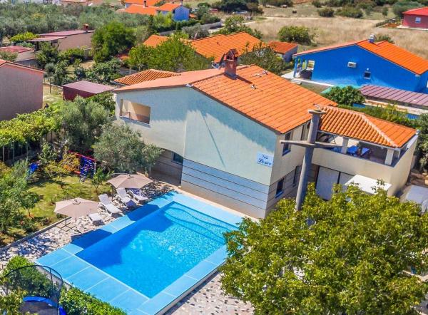 A la foto es mostra l'objecte Apartment Villa Desire situat a la ciutat de Pula.