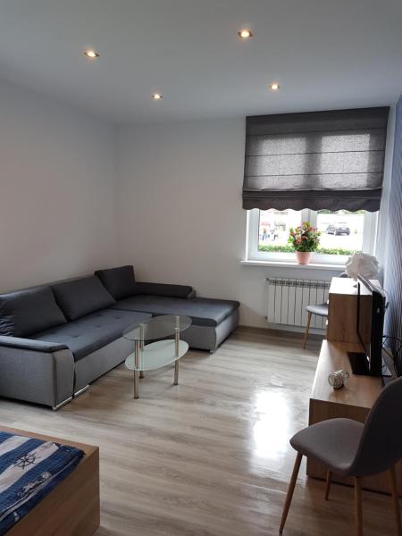 Na zdjęciu widoczny jest obiekt Apartament przy plaży położony w mieście Prawdowo.