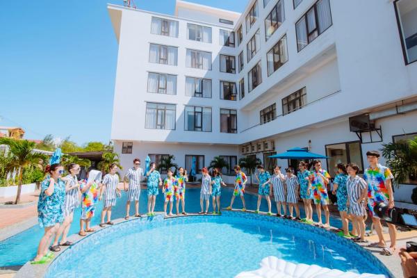 Op de foto is het object Phu Cuong Beach Hotel te zien, gelegen in de stad Ðồng Hới.