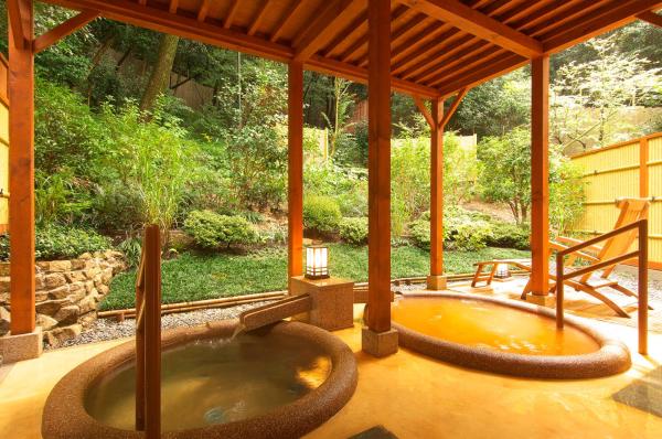 Na fotografii je vidět objekt Arima Onsen Taketoritei Maruyama nacházející se ve městě Kóbe.