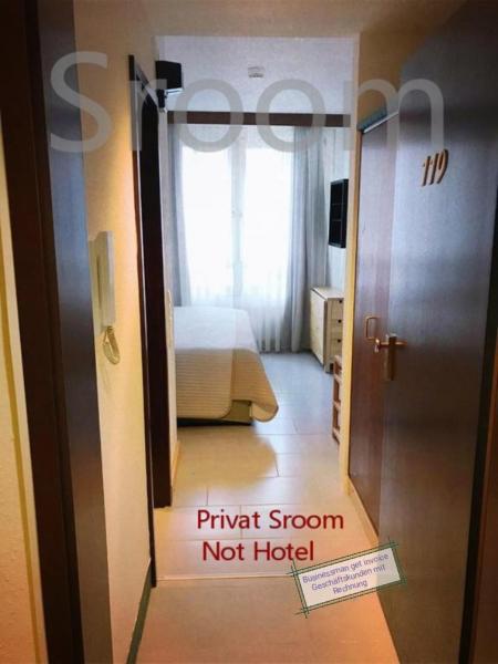 Sroom 118 and 119 in Center, Reutlingen