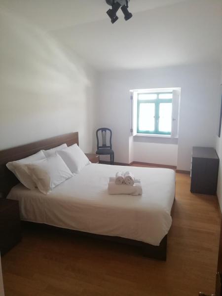 På billedet ses objektet Casa da Praça beliggende i byen Souto da Velha.