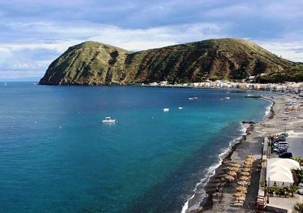 Trilocale 5 Posti Letto A Pochi Passi Dal Mare - Lipari