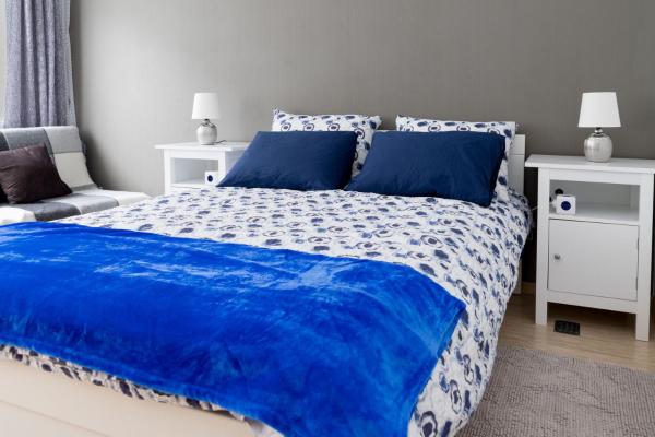 Foto 1: Comfortable Bed, 10 min walk to center