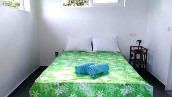 Jambolana Studio, Punaauia