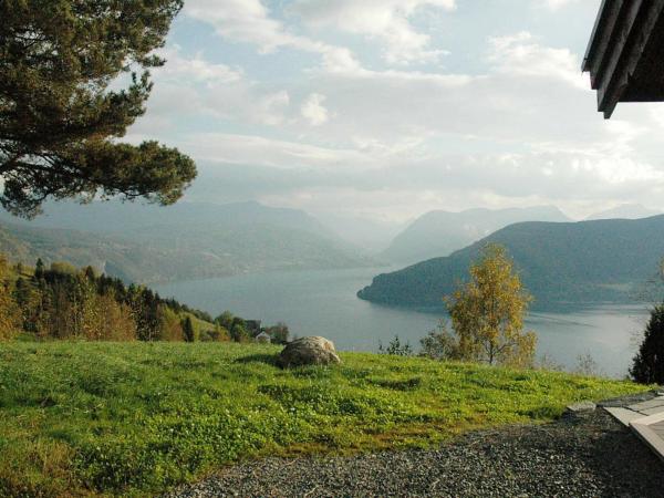 På billedet ses objektet 7 person holiday home in Blaksæter-By Traum beliggende i byen Innvik.