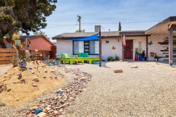 Joshua Tree Village House - California