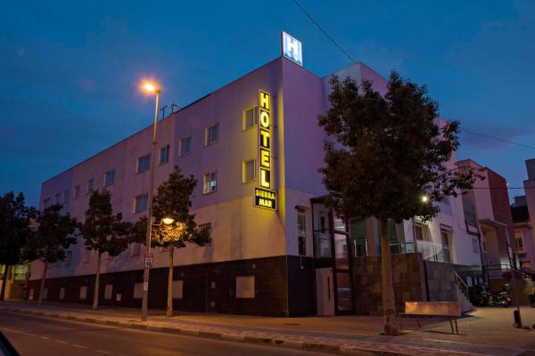 A la foto es mostra l'objecte Hotel Sierra Mar situat a la ciutat de La Unión.