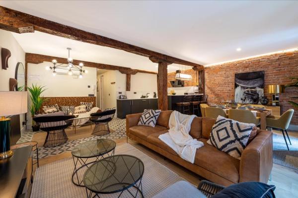 Na fotografii je vidět objekt Cortes AC by Staynnapartments nacházející se ve městě Bilbao.