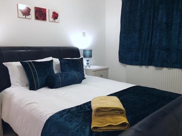 A la foto es mostra l'objecte Cozy Nights - Cambuslang 1/64 situat a la ciutat de Cambuslang.