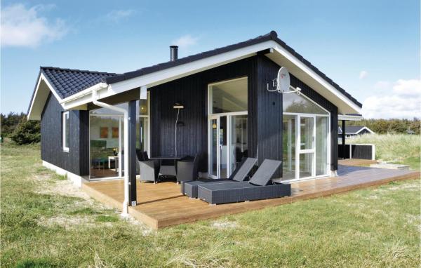A la foto es mostra l'objecte Holiday Home Lyngvejen X situat a la ciutat de Klegod.