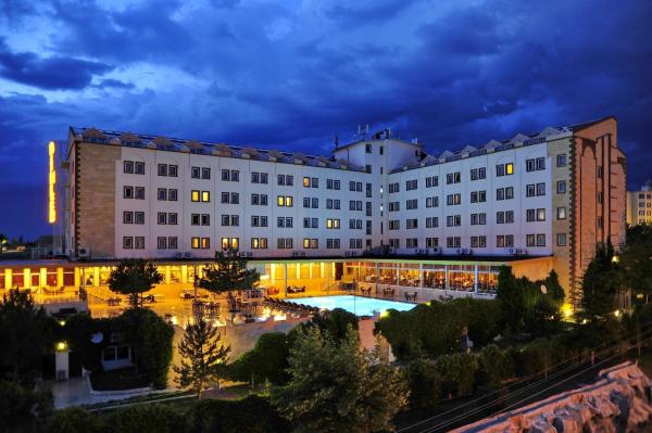 Na fotografii je vidět objekt Dinler Hotels Urgup nacházející se ve městě Ürgüp.