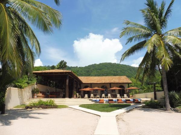 A la foto es mostra l'objecte Casa de la Costa situat a la ciutat de Troncones.