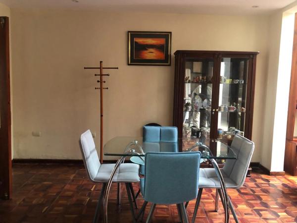 Nella foto è visibile l'oggetto Mini Departamento Cómodo situato nella città di Cuenca.