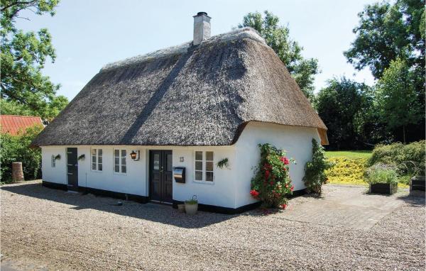 På billedet ses objektet One-Bedroom Holiday Home In Christiansfeld beliggende i byen Kestrup.