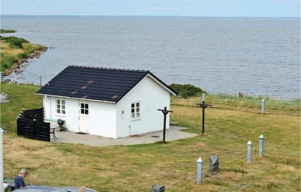 På billedet ses objektet Strandhytten beliggende i byen Hemmet.