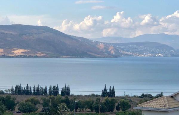 Auf dem Foto ist das Objekt Me & U My Zimmer In The Kinneret in der Stadt Tel Kazir zu sehen.