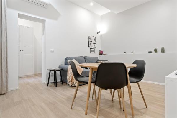 Piazza Maggiore White Apartment, Bologna