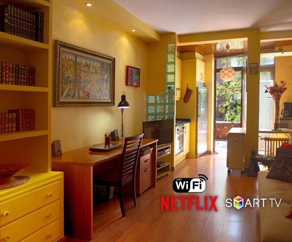 A la foto es mostra l'objecte Cozy Apartment at Jardin Manaure situat a la ciutat de Madrid.