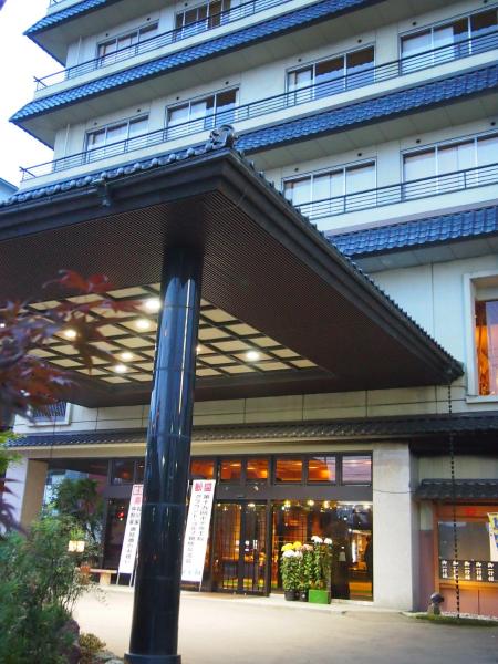 På bildet vises objektet Hotel Ohsho som ligger i byen Tendō.