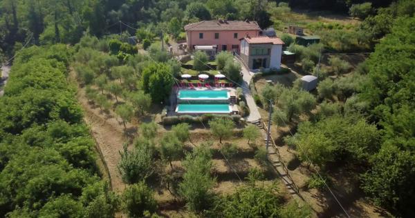 På billedet ses objektet Luxury Villa in Tuscany - Casa di Nonnas beliggende i byen Pescia.