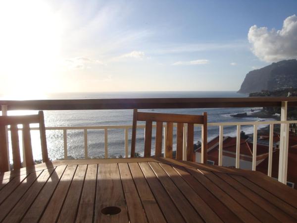 A la foto es mostra l'objecte Listen the sound of the Sea - The Sunset of your Dreams situat a la ciutat de Funchal.